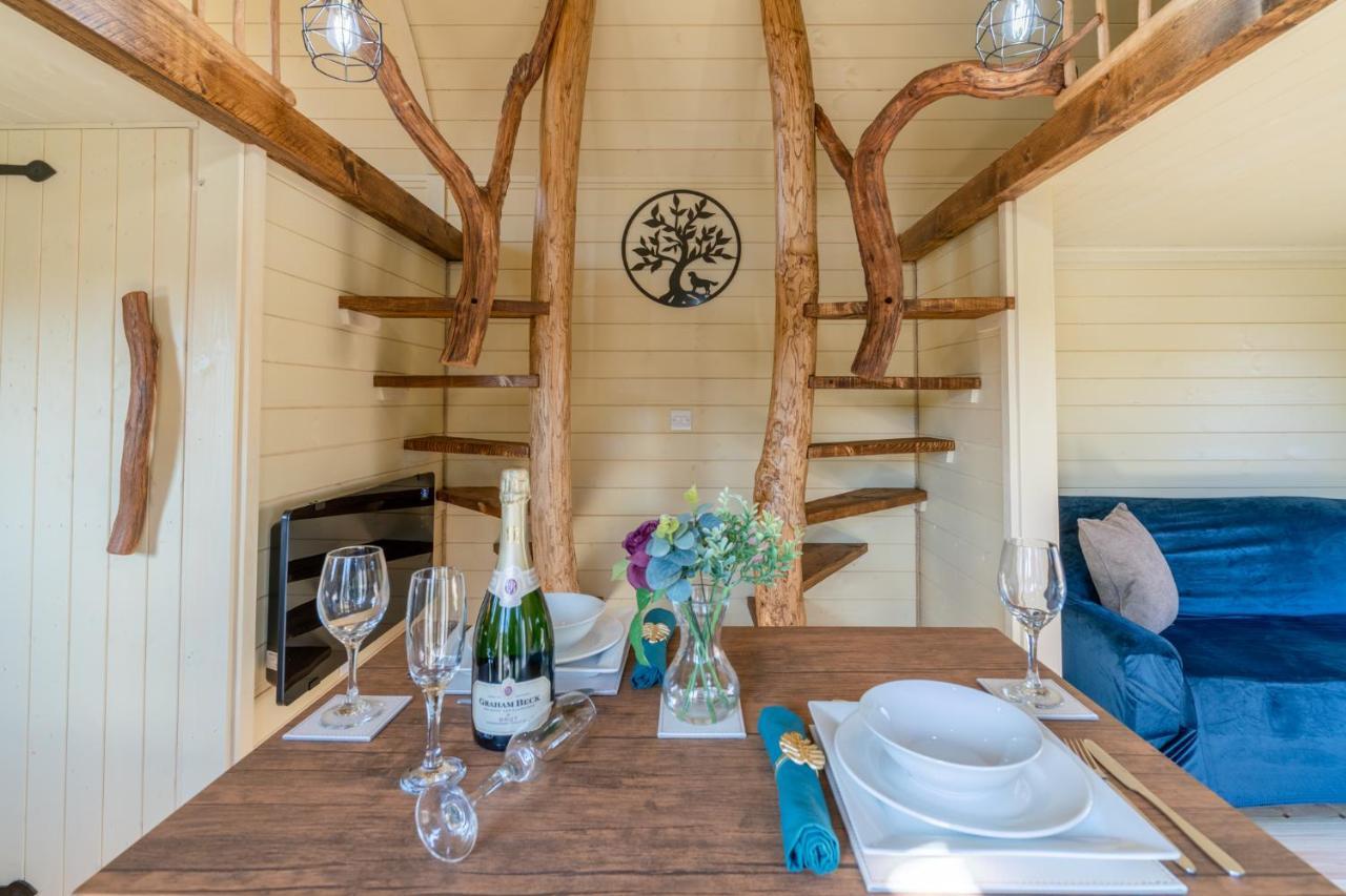 Вилла Laburnum Farm Estate Alderton  Экстерьер фото